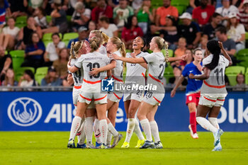 2024-10-24 - The Iceland Women’s National Team celebrates after a 56th-minute goal - USA WOMEN VS ICELAND WOMEN - FRIENDLY MATCH - SOCCER