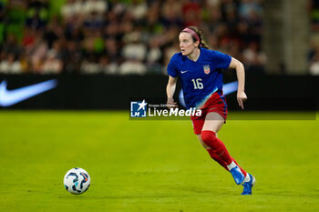 2024-10-24 - United States midfielder Rose Lavelle (16) moves the ball - USA WOMEN VS ICELAND WOMEN - FRIENDLY MATCH - SOCCER