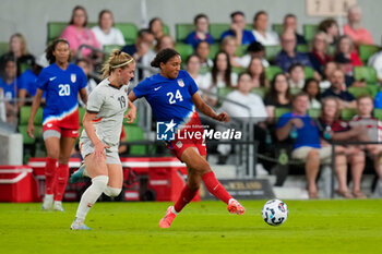 2024-10-24 - United States forward Yazmeen Ryan (24) passes the ball - USA WOMEN VS ICELAND WOMEN - FRIENDLY MATCH - SOCCER