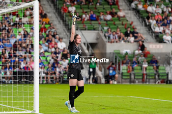 2024-10-24 - Iceland goalkeeper Telma Ivarsdottir (12) - USA WOMEN VS ICELAND WOMEN - FRIENDLY MATCH - SOCCER