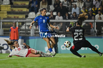 2024-10-25 - Charlene Zammit (MLT) and Agnese Bonfantini (ITA) in action during the women's international friendly match between Italy and Malta FA at the Tre Fontane Stadium on October 25, 2024 in Rome, Italy. - ITALY WOMEN VS MALTA WOMEN - FRIENDLY MATCH - SOCCER