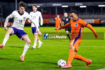 2024-11-18 - Myron van Brederode of Netherlands during the U21 International Friendly football match between Netherlands and England on November 18, 2024 at Yanmar Stadion in Almere, Netherlands - FOOTBALL - UNDER 21 FRIENDLY GAME - NETHERLANDS V ENGLAND - FRIENDLY MATCH - SOCCER