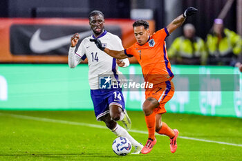 2024-11-18 - Million Manhoef of Netherlands and Samuel Iling-Junior of England during the U21 International Friendly football match between Netherlands and England on November 18, 2024 at Yanmar Stadion in Almere, Netherlands - FOOTBALL - UNDER 21 FRIENDLY GAME - NETHERLANDS V ENGLAND - FRIENDLY MATCH - SOCCER