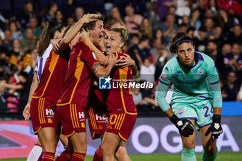 2024-05-24 - AS Roma players Valentina Giacinti and Giada Greggi celebrate while Rachele Baldi of Fiorentina is looking at them, during the match between AS Roma v ACF Fiorentina at Dino Manuzzi Stadium on May 24, 2024 in Cesena, Italy. ©Photo: Cinzia Camela. - FINAL - AS ROMA VS ACF FIORENTINA - WOMEN ITALIAN CUP - SOCCER