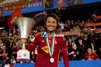 2024-05-24 - Valentina Giacinti of Roma celebrates victory with the Trophy at the end of the the Italy Cup women final match between AS Roma Women and AC Fiorentina Women at Stadio Dino Manuzzi on May 24, 2024 in Cesena, Italy. ©Photo: Cinzia Camela. - FINAL - AS ROMA VS ACF FIORENTINA - WOMEN ITALIAN CUP - SOCCER