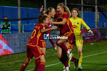 2024-05-24 - Manuela Giugliano, Sanne Troelsgaard Alaya Pilgrim, Camelia Caesar of Roma celebrate for winning the Italian Cup during the Italy Cup women final match between AS Roma Women and AC Fiorentina Women at Stadio Dino Manuzzi on May 24, 2024 in Cesena, Italy. ©Photo: Cinzia Camela. - FINAL - AS ROMA VS ACF FIORENTINA - WOMEN ITALIAN CUP - SOCCER