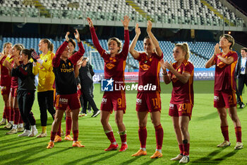 2024-05-24 - Lucia Di Guglielmo, Valentina Giacinti, Emilie Haavi, Giada Greggi, Moeka Minami and the rest of As Roma team celebrate for winning the Italian Cup during the Italy Cup women final match between AS Roma Women and AC Fiorentina Women at Stadio Dino Manuzzi on May 24, 2024 in Cesena, Italy. ©Photo: Cinzia Camela. - FINAL - AS ROMA VS ACF FIORENTINA - WOMEN ITALIAN CUP - SOCCER