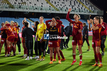 2024-05-24 - Tinja-Riikka Korpela, Lucia Di Guglielmo, Valentina Giacinti, Emilie Haavi, Giada Greggi, Moeka Minami and the rest of As Roma team celebrate for winning the Italian Cup during the Italy Cup women final match between AS Roma Women and AC Fiorentina Women at Stadio Dino Manuzzi on May 24, 2024 in Cesena, Italy. ©Photo: Cinzia Camela. - FINAL - AS ROMA VS ACF FIORENTINA - WOMEN ITALIAN CUP - SOCCER