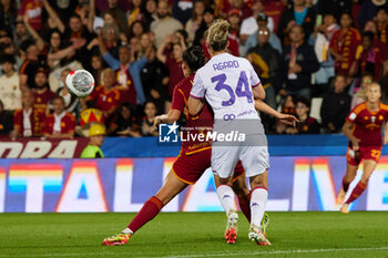 2024-05-24 - Evelyne Viens of AS Roma and Laura Agard of ACF Fiorentina compete for the ball during the match between AS Roma v ACF Fiorentina at Dino Manuzzi Stadium on May 24, 2024 in Cesena, Italy. ©Photo: Cinzia Camela. - FINAL - AS ROMA VS ACF FIORENTINA - WOMEN ITALIAN CUP - SOCCER