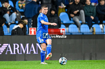 2024-03-26 - Italy’s Lorenzo Pirola portrait in action - EURO 2025 U21 - QUALIFYING - ITALY VS TURKEY - UEFA EUROPEAN - SOCCER