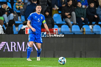 2024-03-26 - Italy’s Lorenzo Pirola portrait in action - EURO 2025 U21 - QUALIFYING - ITALY VS TURKEY - UEFA EUROPEAN - SOCCER