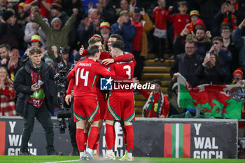 2024-03-21 - Brennan Johnson of Wales celebrates his goal 3-1 with teammates during the UEFA Euro 2024, Play-off football match between Wales and Finland on 21 March 2024 at Cardiff City Stadium in Cardiff, Wales - FOOTBALL - EURO 2024 - PLAY OFF - WALES V FINLAND - UEFA EUROPEAN - SOCCER