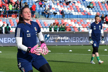 2024-04-05 - Italy's Laura Giulianii in action during the Women's European Qualifiers 2025 match Italy vs Us Netherlands at the Gigi Marulla Stadium in Cosenza, Italy on April 5, 2024 - WOMEN'S EURO 2025 - ITALY VS NETHERLANDS - UEFA EUROPEAN - SOCCER