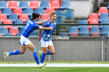 2024-04-05 - Italy's Valentina Giacintii in action during the Women's European Qualifiers 2025 match Italy vs Us Netherlands at the Gigi Marulla Stadium in Cosenza, Italy on April 5, 2024 - WOMEN'S EURO 2025 - ITALY VS NETHERLANDS - UEFA EUROPEAN - SOCCER