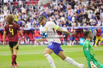 2024-07-01 - Kylian Mbappe of France celebrates after the Jan Vertonghen's own goal 1-0 during the UEFA Euro 2024, Round of 16 football match between France and Belgium on 1 July 2024 at Merkur Spiel-Arena in Dusseldorf, Germany - FOOTBALL - EURO 2024 - 1/8 - FRANCE V BELGIUM - UEFA EUROPEAN - SOCCER