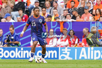 2024-07-02 - Steven Bergwijn of Netherlands during the UEFA Euro 2024, Round of 16 football match between Romania and Netherlands on July 2, 2024 at Allianz Arena in Munich, Germany - FOOTBALL - EURO 2024 - 1/8 - ROMANIA V NETHERLANDS - UEFA EUROPEAN - SOCCER