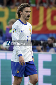 2024-07-05 - Antoine Griezmann of France during the UEFA Euro 2024, quarter-final football match between Portugal and France on July 5, 2024 at Volksparkstadion in Hamburg, Germany - FOOTBALL - EURO 2024 - 1/4 - PORTUGAL V FRANCE - UEFA EUROPEAN - SOCCER