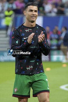 2024-07-05 - Cristiano Ronaldo of Portugal during the UEFA Euro 2024, quarter-final football match between Portugal and France on July 5, 2024 at Volksparkstadion in Hamburg, Germany - FOOTBALL - EURO 2024 - 1/4 - PORTUGAL V FRANCE - UEFA EUROPEAN - SOCCER