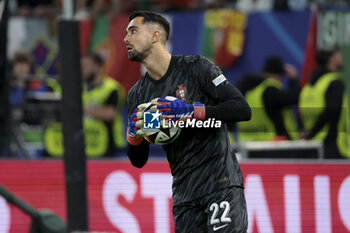 2024-07-05 - Portugal goalkeeper Diogo Costa during the UEFA Euro 2024, quarter-final football match between Portugal and France on July 5, 2024 at Volksparkstadion in Hamburg, Germany - FOOTBALL - EURO 2024 - 1/4 - PORTUGAL V FRANCE - UEFA EUROPEAN - SOCCER