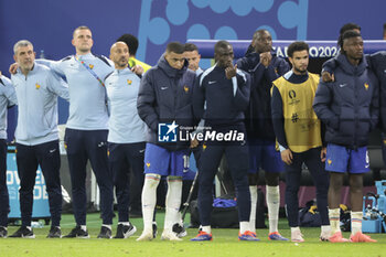 2024-07-05 - Kylian Mbappe, Ferland Mendy, Randal Kolo Muani, Warren Zaire-Emery, Eduardo Camavinga of France look on during the penalty shootout of the UEFA Euro 2024, quarter-final football match between Portugal and France on July 5, 2024 at Volksparkstadion in Hamburg, Germany - FOOTBALL - EURO 2024 - 1/4 - PORTUGAL V FRANCE - UEFA EUROPEAN - SOCCER