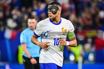 2024-07-05 - Kylian MBAPPE of France during the UEFA Euro 2024, Quarter-finals football match between Portugal and France on July 5, 2024 at Volksparkstadion in Hamburg, Germany - FOOTBALL - EURO 2024 - 1/4 - PORTUGAL V FRANCE - UEFA EUROPEAN - SOCCER