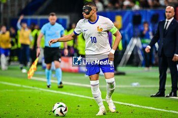 2024-07-05 - Kylian MBAPPE of France during the UEFA Euro 2024, Quarter-finals football match between Portugal and France on July 5, 2024 at Volksparkstadion in Hamburg, Germany - FOOTBALL - EURO 2024 - 1/4 - PORTUGAL V FRANCE - UEFA EUROPEAN - SOCCER