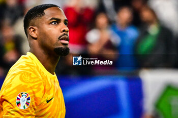 2024-07-05 - Mike MAIGNAN of France during the UEFA Euro 2024, Quarter-finals football match between Portugal and France on July 5, 2024 at Volksparkstadion in Hamburg, Germany - FOOTBALL - EURO 2024 - 1/4 - PORTUGAL V FRANCE - UEFA EUROPEAN - SOCCER