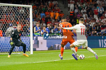 2024-07-06 - Mert Muldur of Turkiye scores an own goal 2-1, Goalkeeper Mert Gunok of Turkiye, Cody Gakpo of Netherlands during the UEFA Euro 2024, Quarter-finals football match between Netherlands and Turkiye on July 6, 2024 at Olympiastadion in Berlin, Germany - FOOTBALL - EURO 2024 - 1/4 - NETHERLANDS V TURKIYE - UEFA EUROPEAN - SOCCER