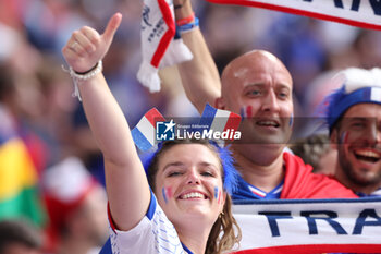 2024-07-09 - Munich , Germany 09.07.2024: Colors of French fans on the stand before the UEFA EURO 2024 semi-finals, football match between Spain vs France at Munich Football Arena - UEFA EURO 2024 - SEMIFINALS - SPAIN VS FRANCE  - UEFA EUROPEAN - SOCCER