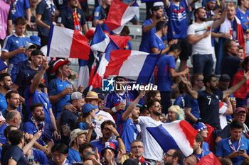 2024-07-09 - Munich , Germany 09.07.2024: Colors of French fans on the stand before the UEFA EURO 2024 semi-finals, football match between Spain vs France at Munich Football Arena - UEFA EURO 2024 - SEMIFINALS - SPAIN VS FRANCE  - UEFA EUROPEAN - SOCCER