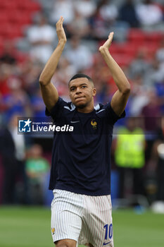 2024-07-09 - Munich , Germany 09.07.2024: Kylian Mbappe of France during warm-up before the UEFA EURO 2024 semi-finals, football match between Spain vs France at Munich Football Allianz Arena - UEFA EURO 2024 - SEMIFINALS - SPAIN VS FRANCE  - UEFA EUROPEAN - SOCCER