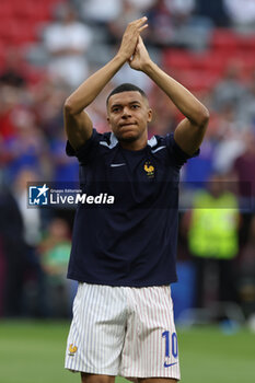 2024-07-09 - Munich , Germany 09.07.2024: Kylian Mbappe of France during warm-up before the UEFA EURO 2024 semi-finals, football match between Spain vs France at Munich Football Allianz Arena - UEFA EURO 2024 - SEMIFINALS - SPAIN VS FRANCE  - UEFA EUROPEAN - SOCCER