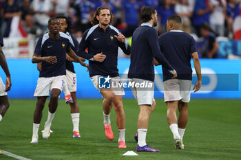 2024-07-09 - Munich , Germany 09.07.2024: Kylian Mbappe of France during warm-up before the UEFA EURO 2024 semi-finals, football match between Spain vs France at Munich Football Allianz Arena - UEFA EURO 2024 - SEMIFINALS - SPAIN VS FRANCE  - UEFA EUROPEAN - SOCCER