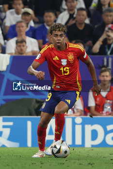 2024-07-09 - Munich , Germany 09.07.2024: Lamine Yamal of Spain during the UEFA EURO 2024 semi-finals, football match between Spain vs France at Munich Football Allianz Arena - UEFA EURO 2024 - SEMIFINALS - SPAIN VS FRANCE  - UEFA EUROPEAN - SOCCER