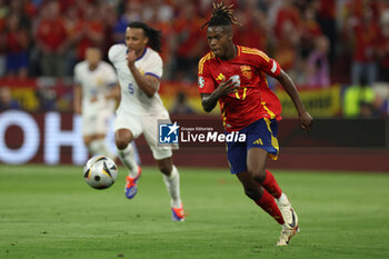 2024-07-09 - Munich , Germany 09.07.2024: Nico Williams of Spain during the UEFA EURO 2024 semi-finals, football match between Spain vs France at Munich Football Allianz Arena - UEFA EURO 2024 - SEMIFINALS - SPAIN VS FRANCE  - UEFA EUROPEAN - SOCCER