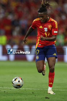 2024-07-09 - Munich , Germany 09.07.2024: Nico Williams of Spain during the UEFA EURO 2024 semi-finals, football match between Spain vs France at Munich Football Allianz Arena - UEFA EURO 2024 - SEMIFINALS - SPAIN VS FRANCE  - UEFA EUROPEAN - SOCCER