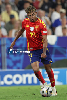 2024-07-09 - Munich , Germany 09.07.2024: Lamine Yamal of Spain during the UEFA EURO 2024 semi-finals, football match between Spain vs France at Munich Football Allianz Arena - UEFA EURO 2024 - SEMIFINALS - SPAIN VS FRANCE  - UEFA EUROPEAN - SOCCER