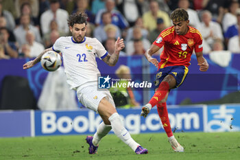 2024-07-09 - Munich , Germany 09.07.2024:Lamine Yamal of Spain, Theo Hernandez of France during the UEFA EURO 2024 semi-finals, football match between Spain vs France at Munich Football Allianz Arena - UEFA EURO 2024 - SEMIFINALS - SPAIN VS FRANCE  - UEFA EUROPEAN - SOCCER