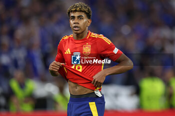 2024-07-09 - Munich , Germany 09.07.2024:Lamine Yamal of Spain during the UEFA EURO 2024 semi-finals, football match between Spain vs France at Munich Football Allianz Arena - UEFA EURO 2024 - SEMIFINALS - SPAIN VS FRANCE  - UEFA EUROPEAN - SOCCER