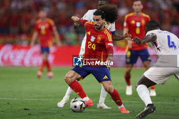 2024-07-09 - Munich , Germany 09.07.2024: Ousmane Dembele of France, Marc Cucurella of Spain during the UEFA EURO 2024 semi-finals, football match between Spain vs France at Munich Football Allianz Arena - UEFA EURO 2024 - SEMIFINALS - SPAIN VS FRANCE  - UEFA EUROPEAN - SOCCER