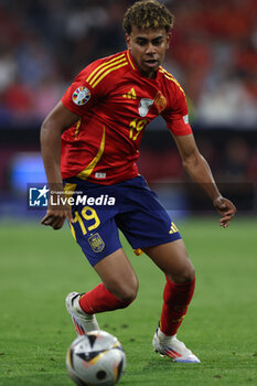 2024-07-09 - Munich , Germany 09.07.2024: Lamine Yamal of Spain during the UEFA EURO 2024 semi-finals, football match between Spain vs France at Munich Football Allianz Arena - UEFA EURO 2024 - SEMIFINALS - SPAIN VS FRANCE  - UEFA EUROPEAN - SOCCER