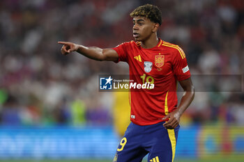 2024-07-09 - Munich , Germany 09.07.2024: Lamine Yamal of Spain during the UEFA EURO 2024 semi-finals, football match between Spain vs France at Munich Football Allianz Arena - UEFA EURO 2024 - SEMIFINALS - SPAIN VS FRANCE  - UEFA EUROPEAN - SOCCER