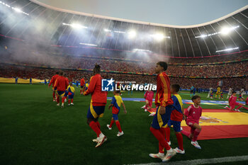 2024-07-09 - Munich , Germany 09.07.2024: Spain, Lamine Yamal of Spain, enters the field for the opening ceremony before the UEFA EURO 2024 semi-finals, football match between Spain vs France at Munich Football Allianz Arena - UEFA EURO 2024 - SEMIFINALS - SPAIN VS FRANCE  - UEFA EUROPEAN - SOCCER