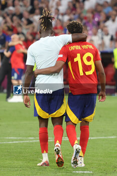 2024-07-09 - Munich , Germany 09.07.2024: Nico Williams of Spain, Lamine Yamal of Spain celebrate victory in the UEFA EURO 2024 semi-finals, football match between Spain vs France at Munich Football Allianz Arena - UEFA EURO 2024 - SEMIFINALS - SPAIN VS FRANCE  - UEFA EUROPEAN - SOCCER