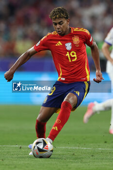 2024-07-09 - Munich , Germany 09.07.2024: Lamine Yamal of Spain during the UEFA EURO 2024 semi-finals, football match between Spain vs France at Munich Football Allianz Arena - UEFA EURO 2024 - SEMIFINALS - SPAIN VS FRANCE  - UEFA EUROPEAN - SOCCER