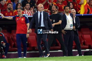 2024-07-09 - Munich , Germany 09.07.2024: Luis de la Fuente of Spain \during the UEFA EURO 2024 semi-finals, football match between Spain vs France at Munich Football Allianz Arena - UEFA EURO 2024 - SEMIFINALS - SPAIN VS FRANCE  - UEFA EUROPEAN - SOCCER