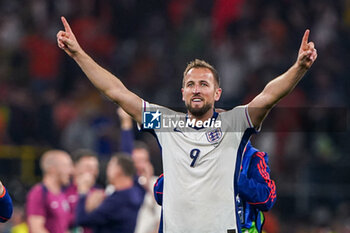 2024-07-10 - Harry Kane of England celebrates after the UEFA Euro 2024, Semi-finals football match between Netherlands and England on 10 July 2024 at Signal Iduna Park in Dortmund, Germany - FOOTBALL - EURO 2024 - 1/2 - NETHERLANDS V ENGLAND - UEFA EUROPEAN - SOCCER