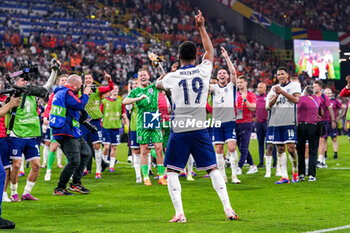 2024-07-10 - Ollie Watkins of England celebrates after the UEFA Euro 2024, Semi-finals football match between Netherlands and England on 10 July 2024 at Signal Iduna Park in Dortmund, Germany - FOOTBALL - EURO 2024 - 1/2 - NETHERLANDS V ENGLAND - UEFA EUROPEAN - SOCCER