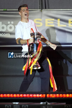 2024-07-15 - Spanish player Alvaro Morata seen raising the trophy during the celebration of the Spanish national football team for the victory of the UEFA Euro 2024 title at Plaza de Cibeles on May 12, 2024 in Madrid, Spain. - SPAIN CELEBRATION UEFA EURO 2024 WIN - UEFA EUROPEAN - SOCCER