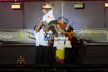 2024-07-15 - Alvaro Morata (C) seen throwning into the air by his teammates during the celebration of the Spanish national football team for the victory of the UEFA Euro 2024 title at Plaza de Cibeles on May 12, 2024 in Madrid, Spain. - SPAIN CELEBRATION UEFA EURO 2024 WIN - UEFA EUROPEAN - SOCCER